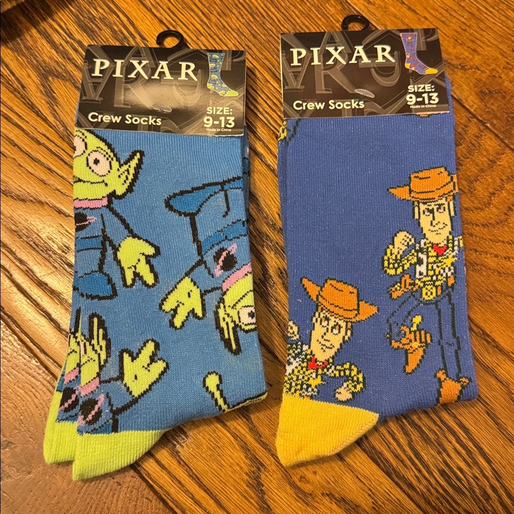 NEW Disney Pixar Bundle Toy Story Crew Socks Set Woody And Aliens